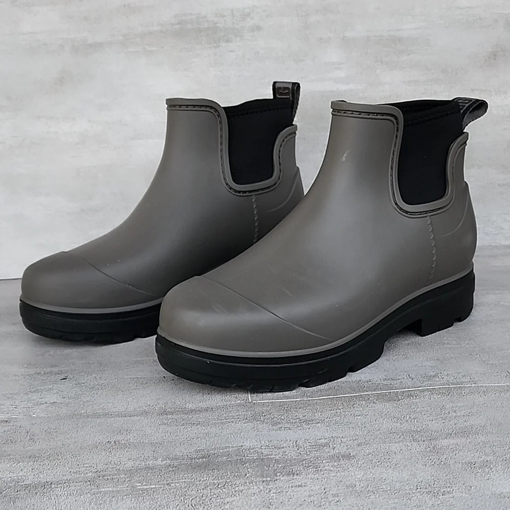 UGG Wild Dove Droplet Rain Boot Women's Size 6 S/N 1130831